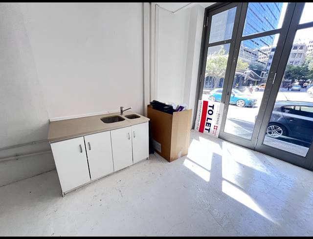 100M² RETAIL TO LET IN CAPE TOWN CITY CENTRE